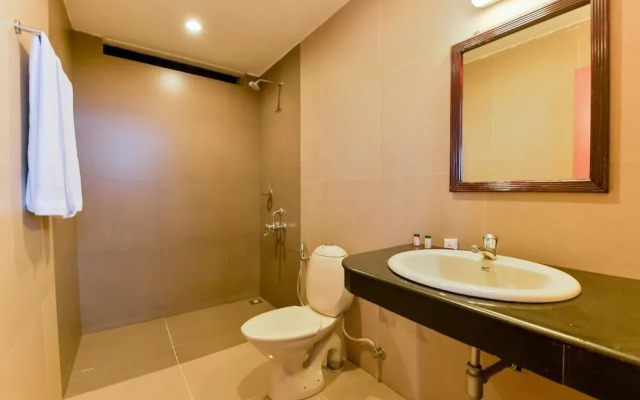 Hotel Woodlands by OYO Rooms