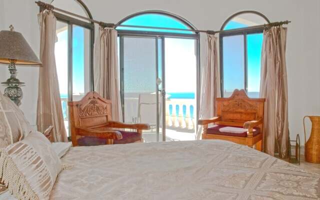 Casa Playa 5 Bedrooms 5.5 Bathrooms Home