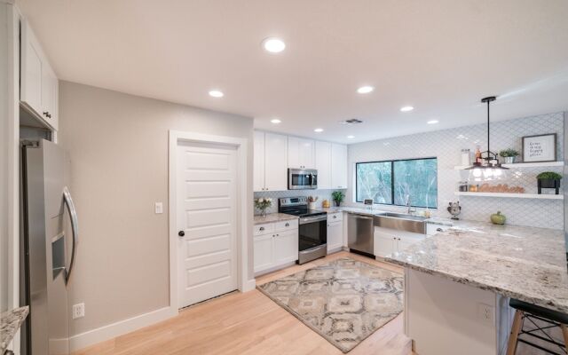 Acoma 4 Bedroom Home