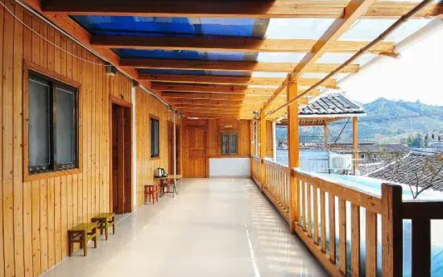 Dongbilou Inn