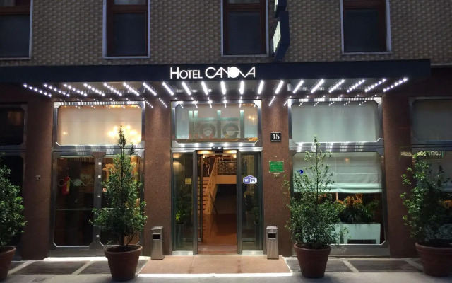 Canova Hotel