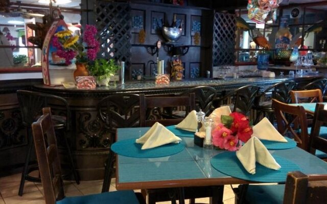 Towne Hotel