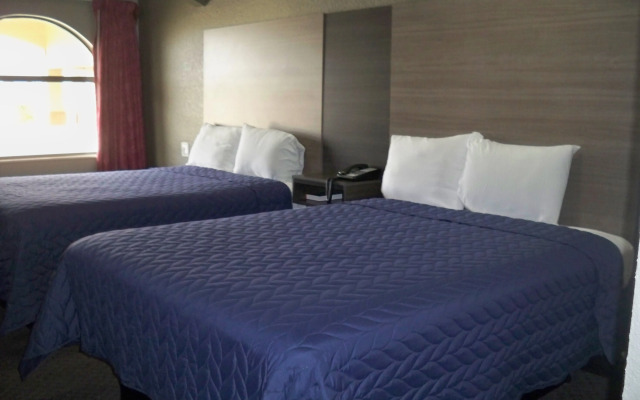 Scottish Inn & Suites