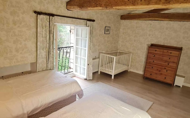 Beautiful Holiday Home With Private Pool
