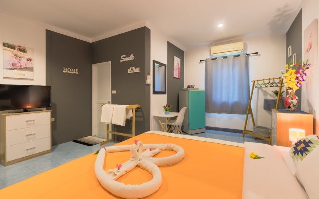 Rice Restaurant & Rooms – Guest Rooms – Karon