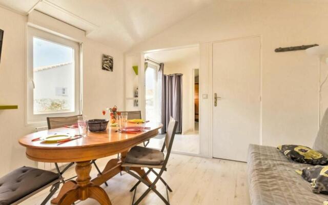 Gîte Saint-Michel-Chef-Chef, 2 pièces, 3 personnes - FR-1-306-963