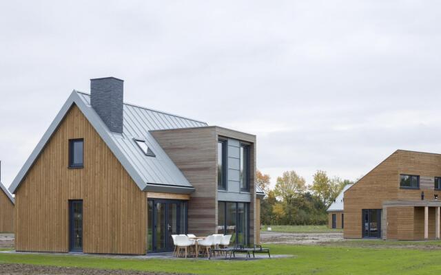 Modern Villa nr Lake Veere