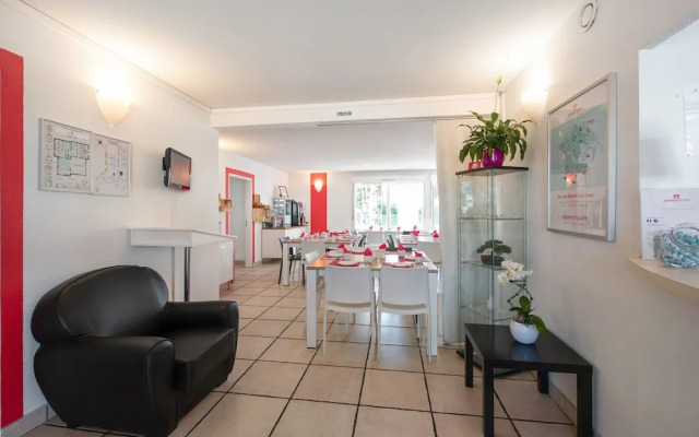 Appart'City Dijon Ahuy - Appart Hôtel ex Park&Suites