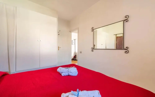 Modern Apartment Near Badesi Beach