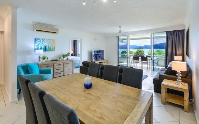 Beach Front Lagoon Lodge Apartments