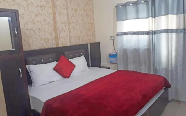 OYO 26655 Dr Guest House