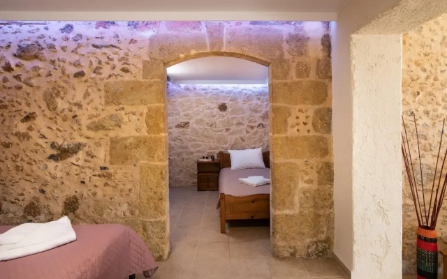 Poseidon Apartments