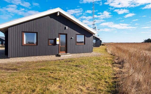 6 Person Holiday Home in Ulfborg