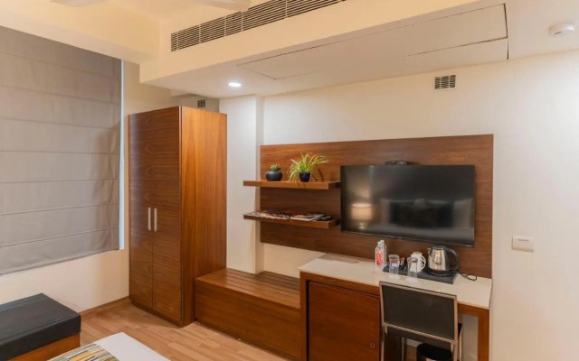 Ahuja Residency Sage