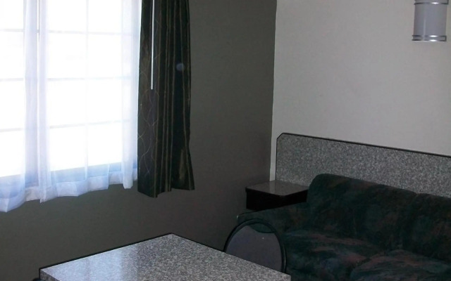 Rodeway Inn Commerce - Los Angeles