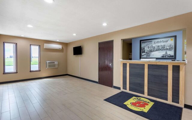 Motel 6 Litchfield, IL