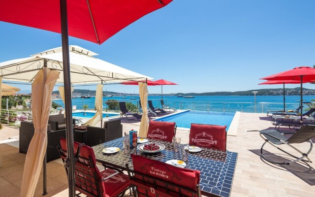 Gem of the Sea Alenka