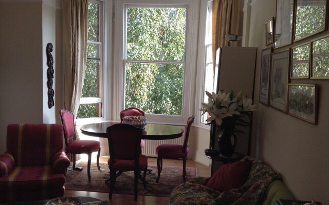 Beautiful Apartment in Best Part of Central London