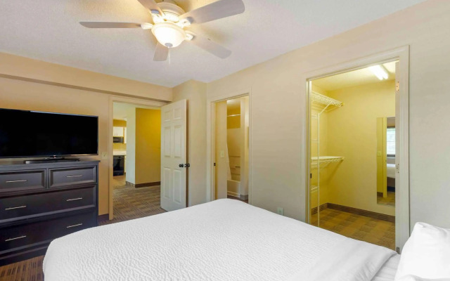 Extended Stay America Suites Dallas Plano Parkway