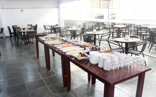 The Hill Hoteis Apart Suite