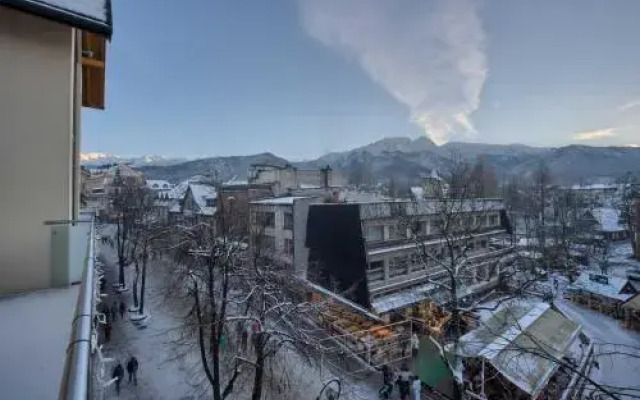 Mountain Pass Apartment VisitZakopane