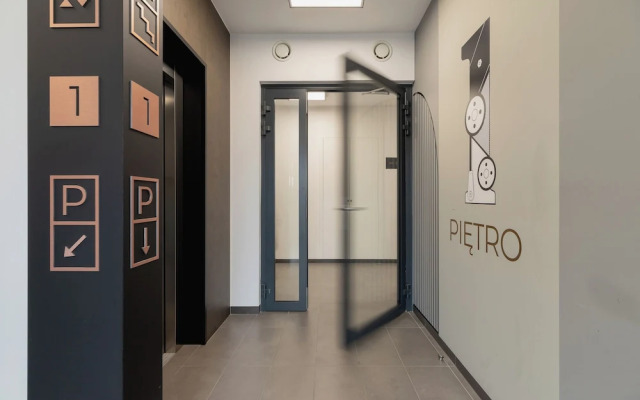 Steam Park Studio Cracow by Renters