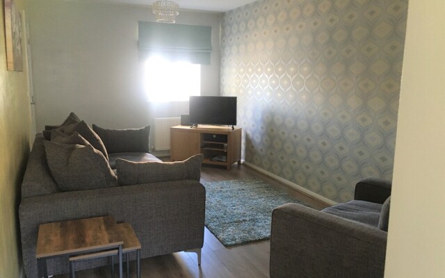 Impeccable Modern Two Bed House in Colwyn Bay