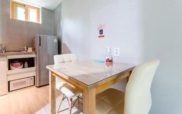 Goseong Sea&star Pension