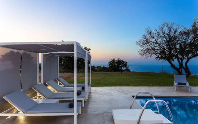 Villa O2 - With Private Heated Pool
