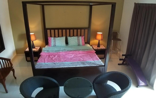 Theme Park View Studio @ Gold Coast