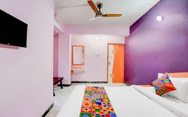 Fabhotel Triotel Inn