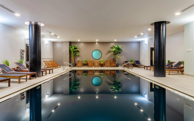 Radisson Hotel Manchester City Centre, A Verified Net Zero Hotel