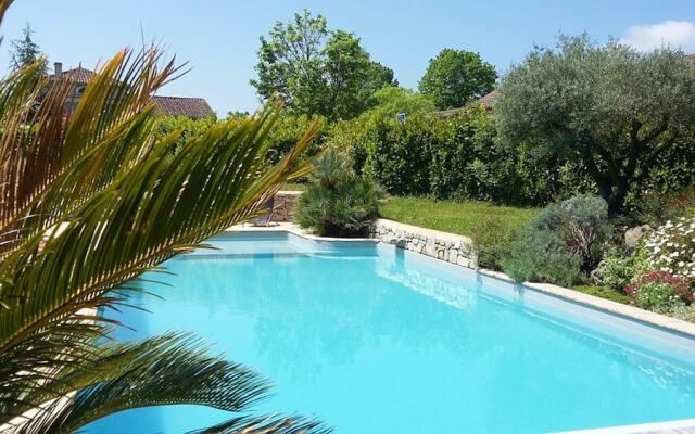 Apartment With 2 Bedrooms in Castéra-lectourois, With Pool Access, Enc