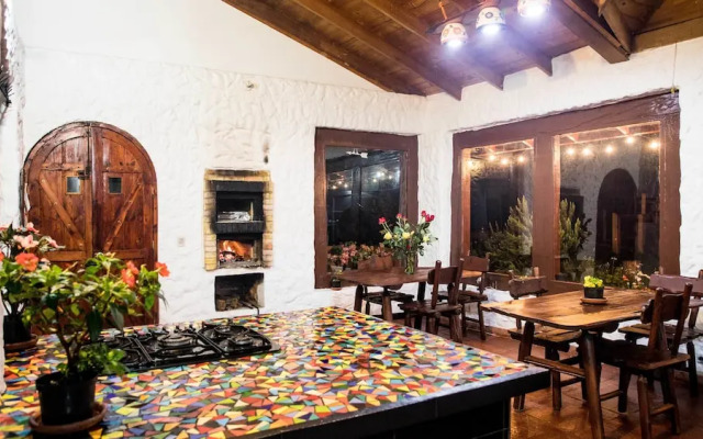 Casa Pernia