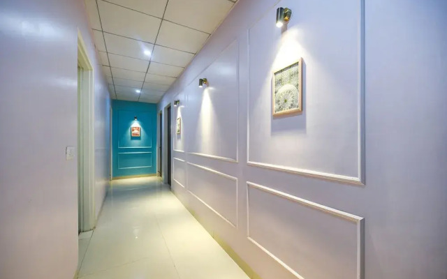 Fabhotel Alpha
