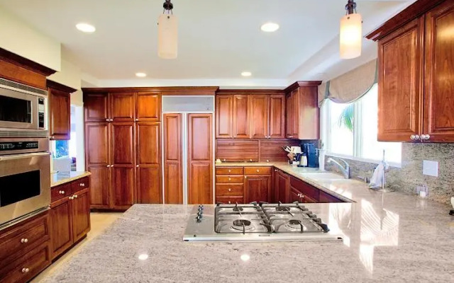 Luxury At The Shores