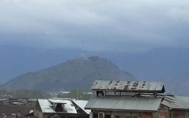 Hotel Aksa Srinagar
