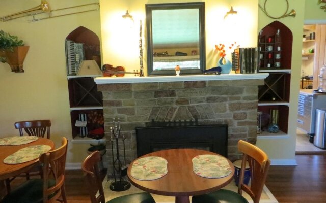 Glen Loch Inn