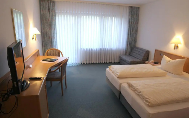 Hotel & Gasthof Zur Linde