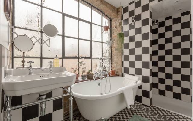 Stylish 2 Bedroom Flat in Southwark