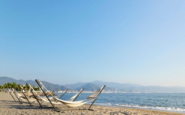 Marriott Puerto Vallarta Resort & Spa