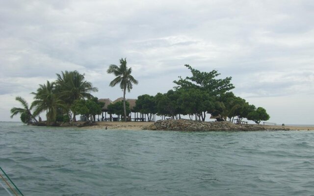 Edie's Bahay Aplaya and Spa