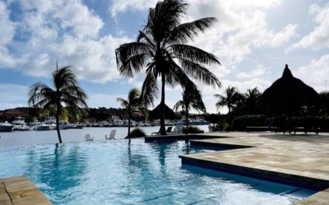 Appartement La Maya met Zwembad Strand Jan Thiel