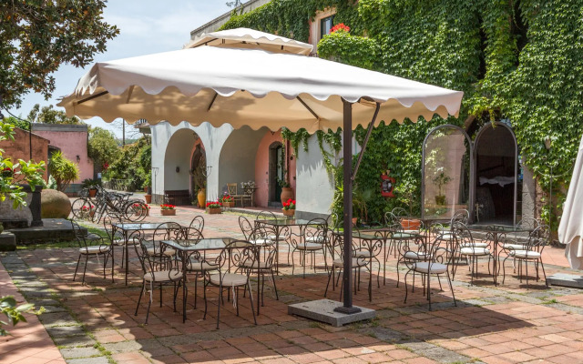 Hotel Etna