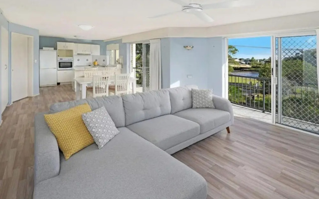 Sailfish Cove & RIVA Apartments