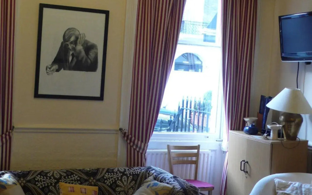 Pickwick Hall - Hostel