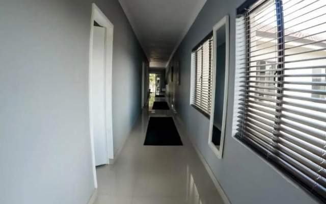 Condo Villas On Marine Drive