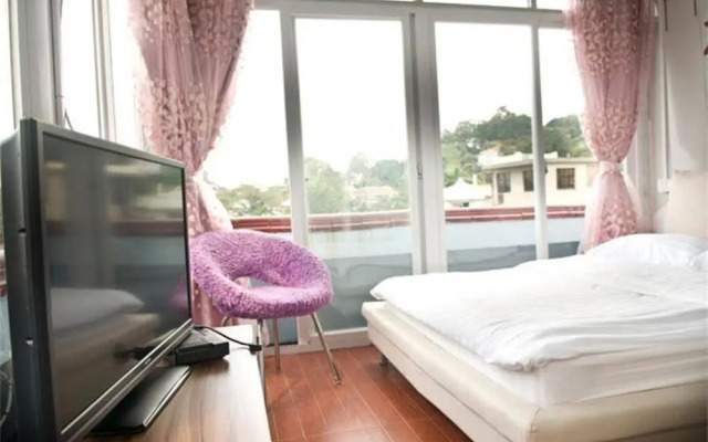 Yangguang Jiujiu Hotel