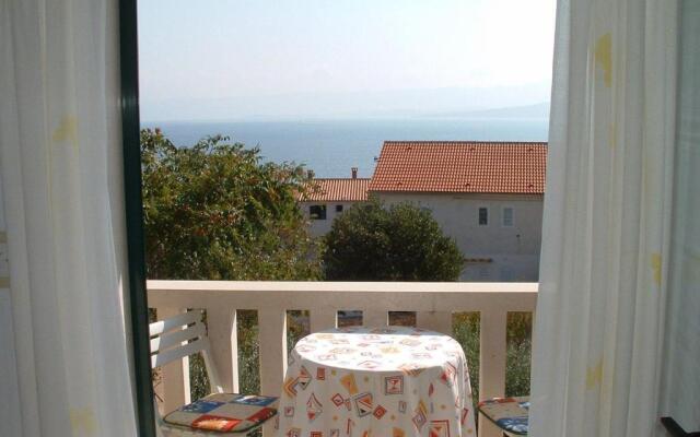 Apartments Sim - 130 m from sea