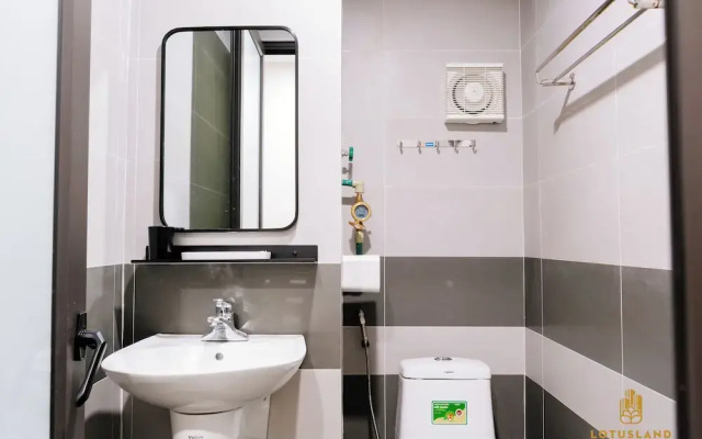 Lotus Land Apartment